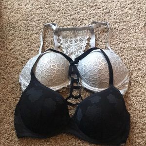 TWO VS PINK racer back bras 36D